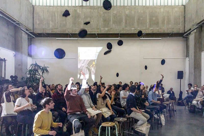 Remise de diplôme allée centrale