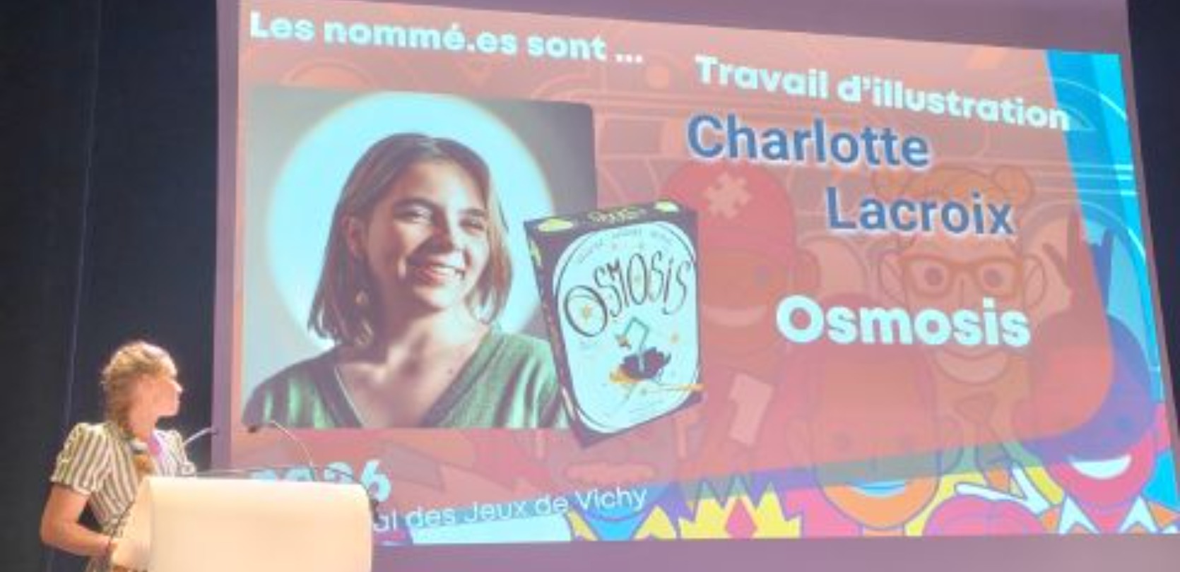 Charlotte Lacroix, étudiante illustratrice récompensée pour le jeu de société Osmosis